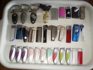 plynove-zapalovace-kovove-a-tabatierky