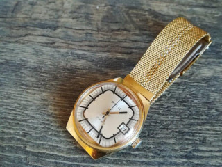 naramkove-hodinky-prim-televizia-top