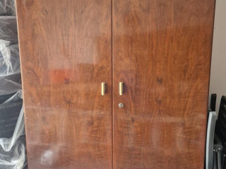 lacno-predam-historicku-starozitnu-skrinu