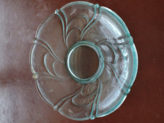 velky-skleneny-tanier