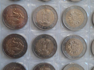 predam-slovenske-2eur-pamatne-mince