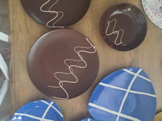 dizajanove-hnede-taniere-3-kusy