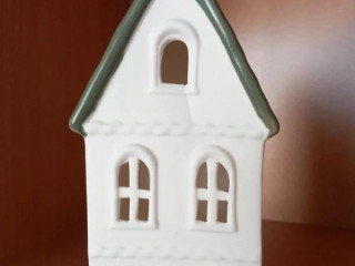 keramicky-led-domcek-vysoky-22x105x8-cm