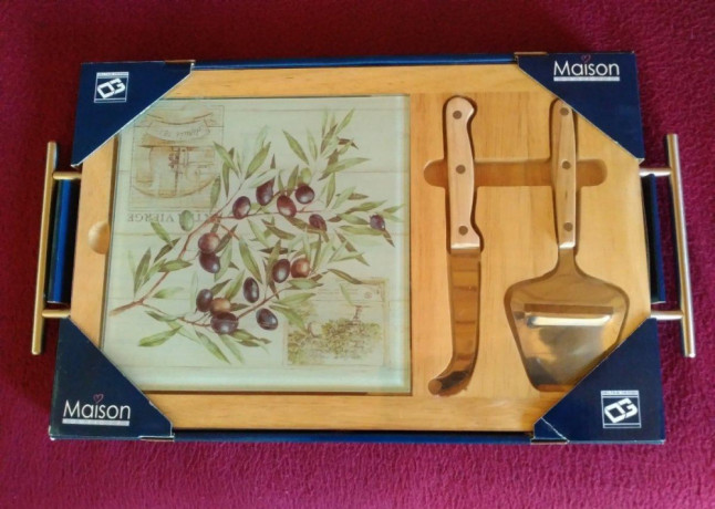 doska-na-krajanie-syra-noze-a-doplnky-big-0