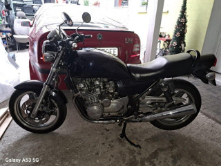 kawasaki-zephyr-750