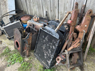 predam-pouzite-diely-na-zetor-crystal