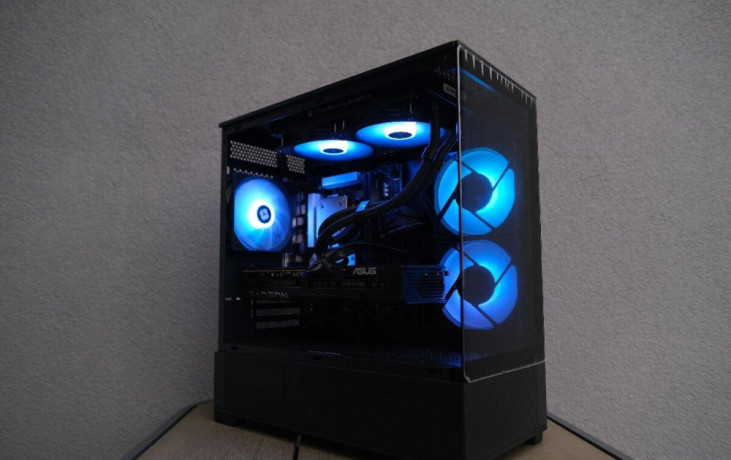 herny-pc-intel-ultra-7-265kf-rtx-9070-xt-32gb-ram-ssd-big-0