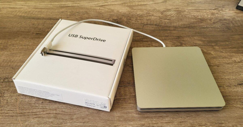 externa-dvd-napalovacka-apple-superdrive-usb-20-md564zma-big-0