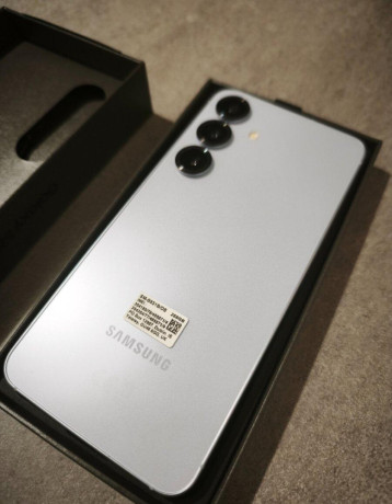 samsung-s25-256gb-big-0