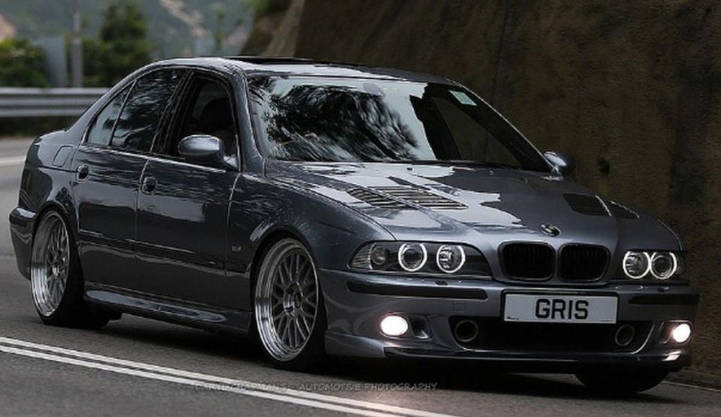 bmw-e39-big-0