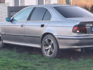 bmw-e39-520i