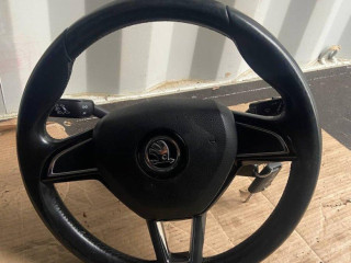 skoda-octavia-iii-2016-volant-airbag-kluc