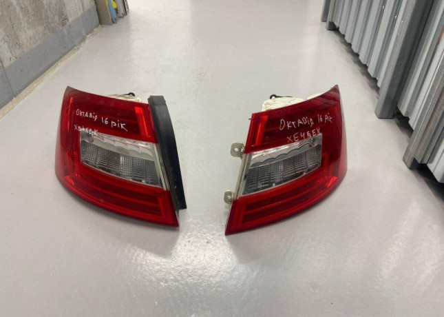 skoda-octavia-3-2016-sedan-zadne-svetlomety-big-0