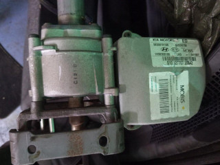 kia-ceed-hyundai-servocerpadlo-elektricke-563001h100