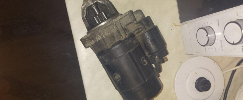 predam-original-bosch-starter-na-mercedes-vito-638-22kw-big-0