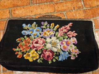 pekna-tasticka-z-mikrogobelinu-cena-15eur24x15cm