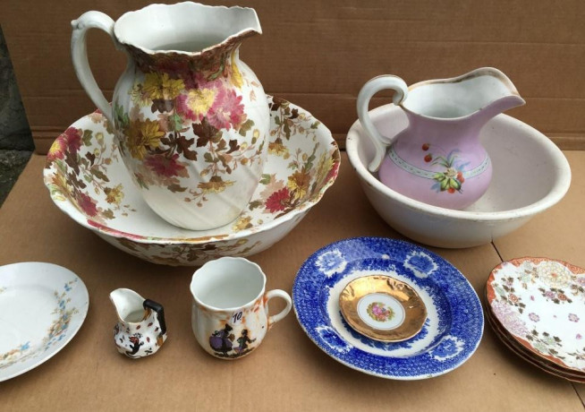 stara-ludova-keramika-tanire-dzbany-hrnceky-big-0