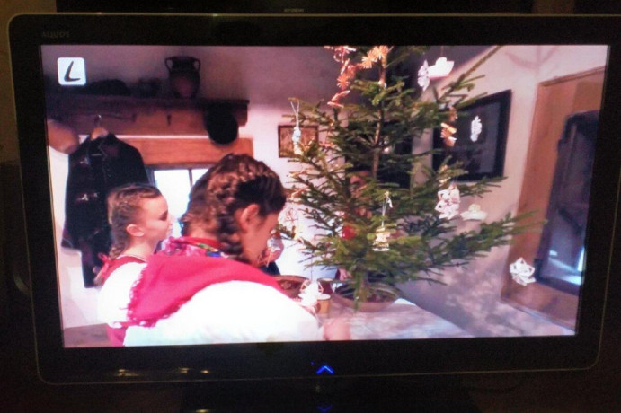 tv-full-hd-sharp-lc-37le320e-3794cm-big-0