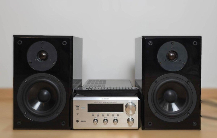 yamaha-rx-e600-big-0