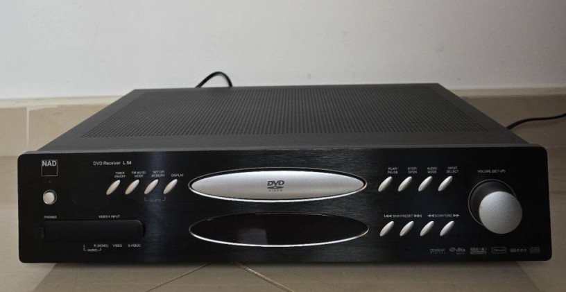 nad-l54-dvd-receiver-cd-dvd-optika-sub-out-fm-radio-big-0