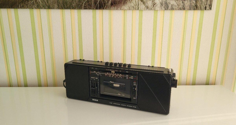radiomagnetofon-tesla-km350-r1986-1988-big-0