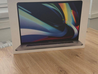 dobry-den-ponukam-na-predaj-macbook-pro-15-2017-512gb-ssd