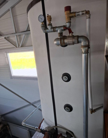 akkumulacna-nadrz-s-pumpou-big-0