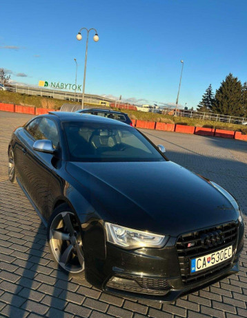 audi-s5-42-v8-quattro-coupe-big-0