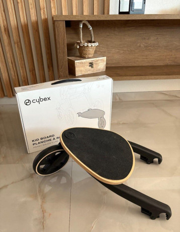cybex-skejtstupienok-pre-surodenca-big-0
