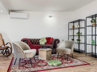 vkusny-zariadeny-15-izbovy-byt-v-centre-mesta-halenarska