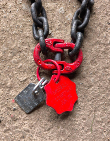 retaze-traktor-zeriav-les-ukt-big-0