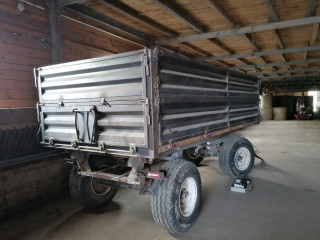 predam-trapezovy-plech-na-bocnice-vlecka-korba-auto-karhak