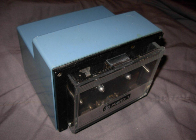 kazetovy-zaznamnik-dat-krizik-kzd-1-pre-pocitace-pmd-85-big-0