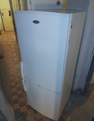 predam-chladnicku-whirlpool-147cm-big-0
