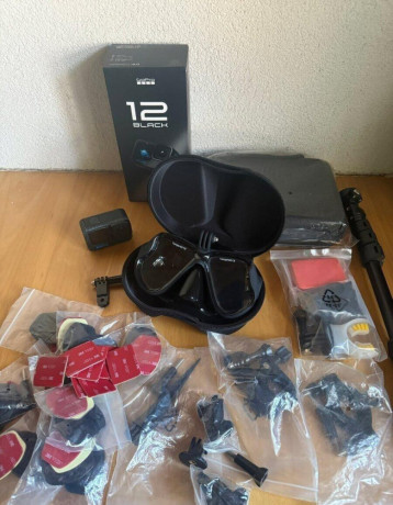 gopro-hero-12-v-zaruke-bohate-prislusenstvo-big-0
