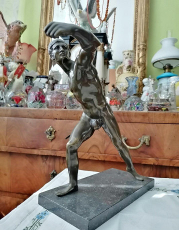 bronzova-socha-big-0