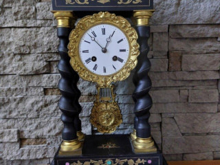 starozitne-krbove-hodiny