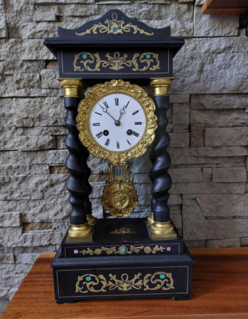 starozitne-krbove-hodiny-big-0