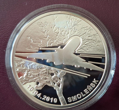 20zl-smolensk-2010-big-0