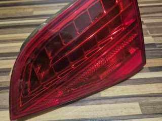 zadne-prave-svetlo-audi-a4-b8-b85