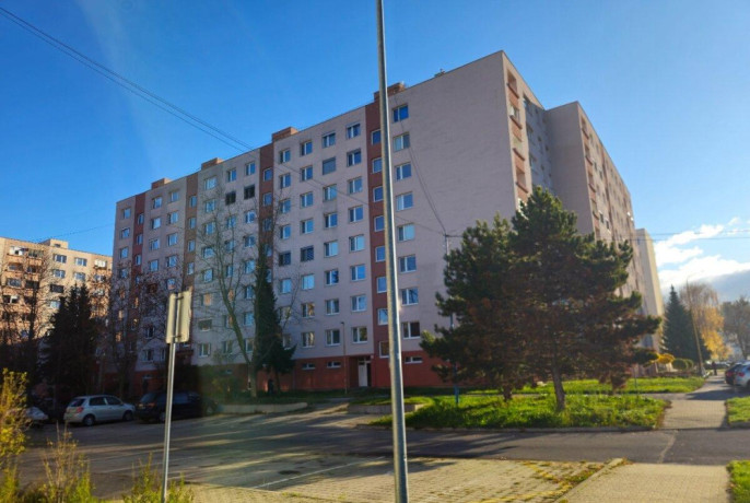 dopyt-2-izbovy-byt-prievidza-big-0