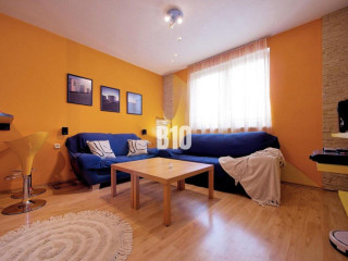 prerobeny-2i-byt-v-prijemnej-lokalite-banoviec-nad-bebravou