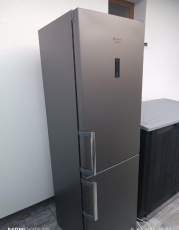 chladnicka-hotpoint-big-0
