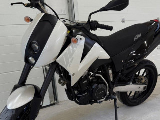 ktm-duke-ii-lc4-640-supermoto