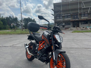 ktm-duke-125-2022