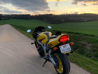 kupim-motor-sc33-honda-cbr-900rr-fireblade