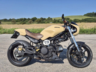 ducati-monster-dark-600