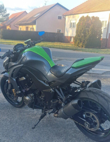 kawasaki-z-1000-big-0