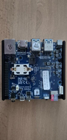 odroid-n2-2gb-microsd-a-zdroj-big-0