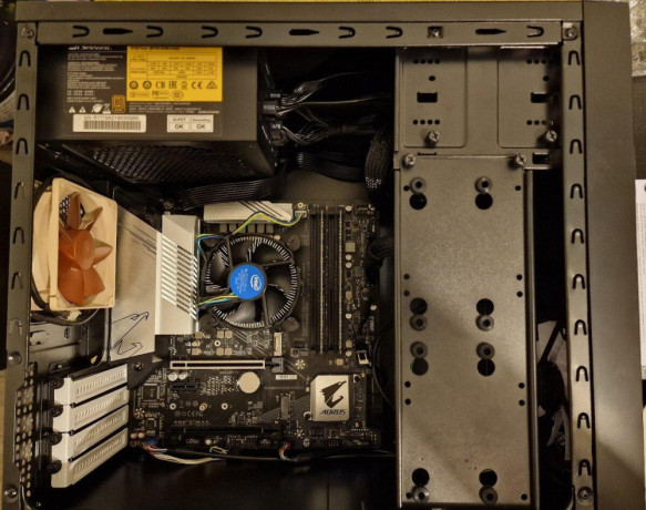 gigabyte-b560m-aorus-pro-ax-lga-1200-intel-g6405-32gb-big-0